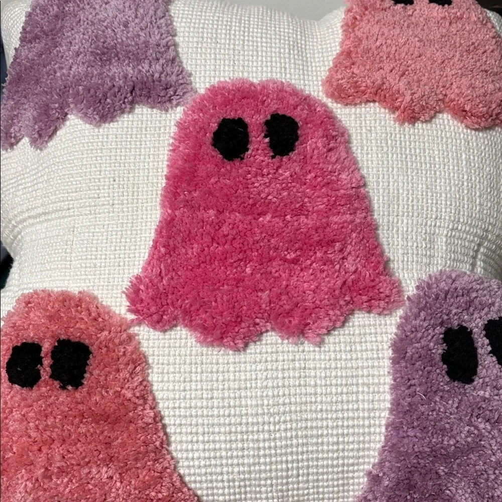 PRE OWNED CUPCAKES AND CASHMERE PINK PURPLE GHOSTS 20 X 20 PILLOW